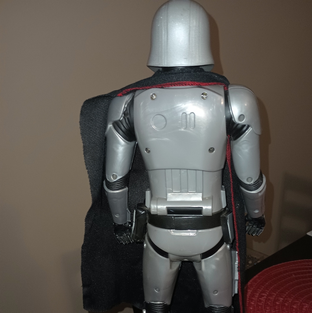 Star Wars Black Toy Man